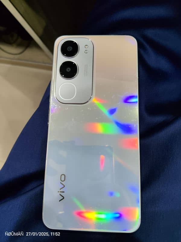 vivo Y19s 3