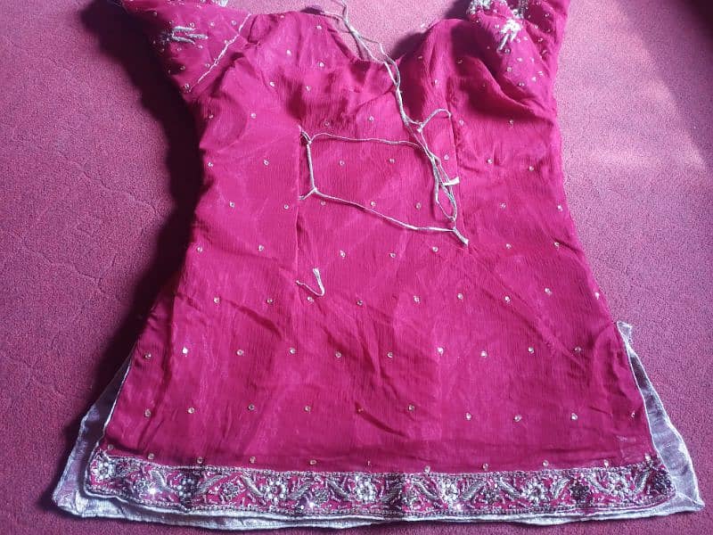 Bridal Lehnga for Sale 9