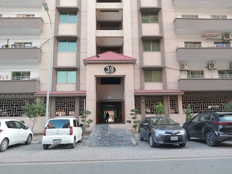 This Is A Three-Bedroom Apartment With All Amenities Available For Sale 0