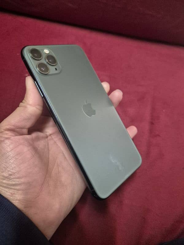 IPhone 11 pro max 6