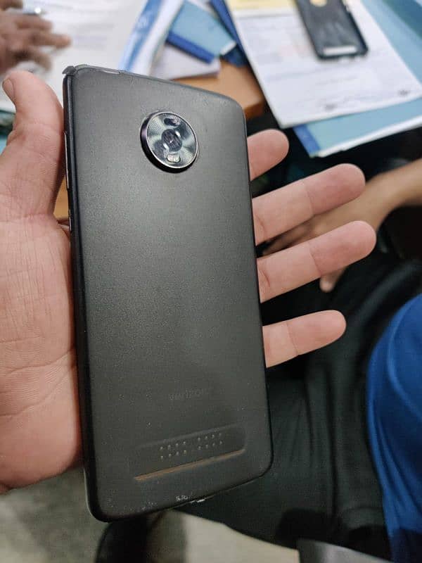 Moto Z4 4/128GB 3