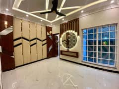 5 MARLA BRAND NEW LUXRY HOUSE AVAILEBAL FOR RENT IN BAHRIA TOWN LAHORE