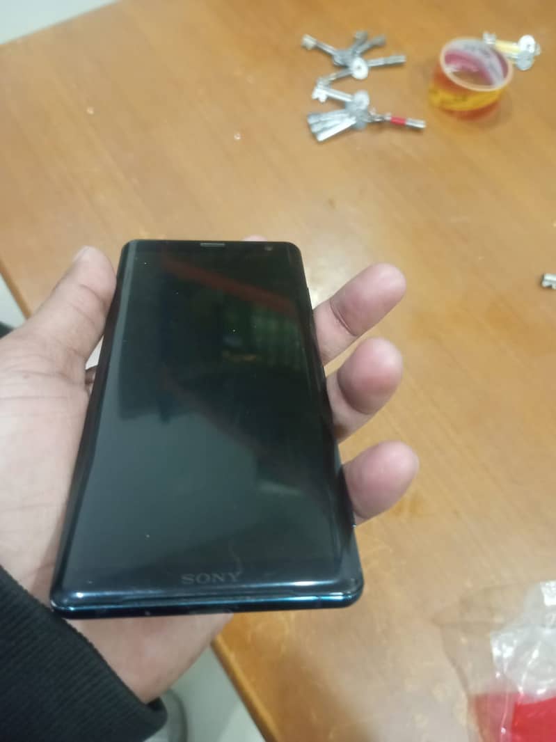 Sony xperia xz3 condition 10/10 PTA approved whtsp 03082774571 6