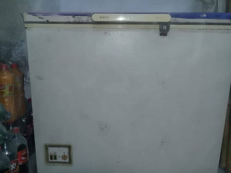 Refrigerator for sale used condition 10/10 0