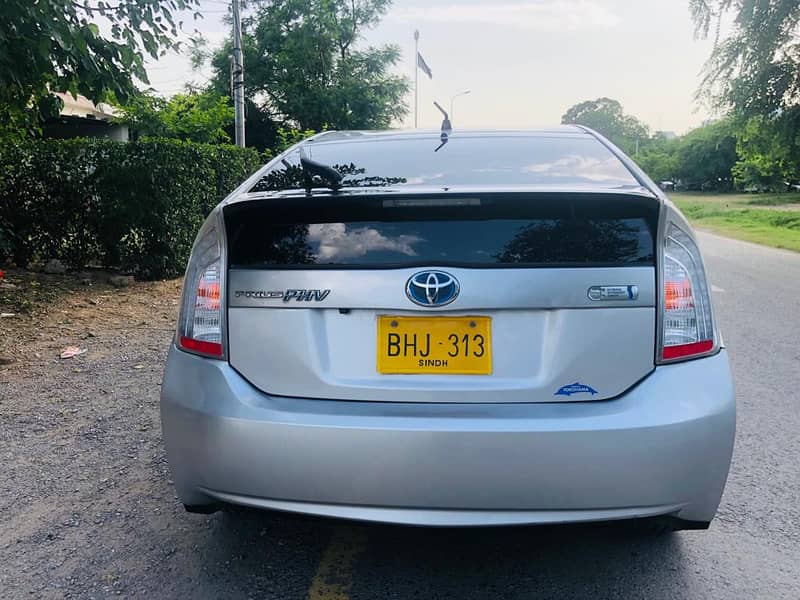 Toyota Prius 2014 Registered in 2017 3