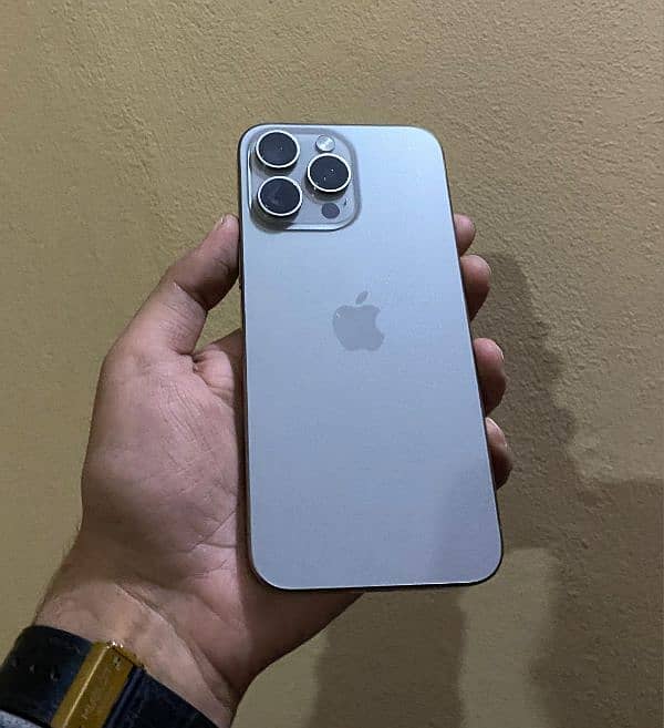 iPhone 15 Pro Max Natural Titanium 256GB 85% Factory Unlock Non PTA 0