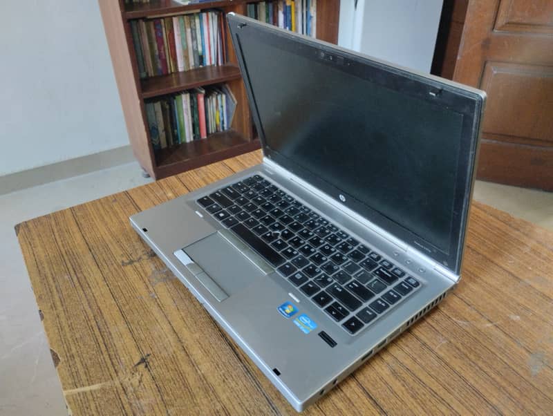 Laptop hp Core i7 1