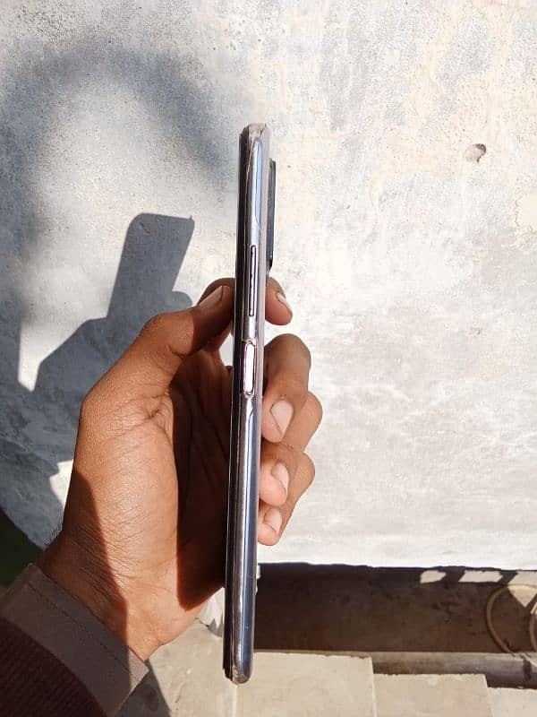 Infinix Note 10pro 8/128 with complete box 2