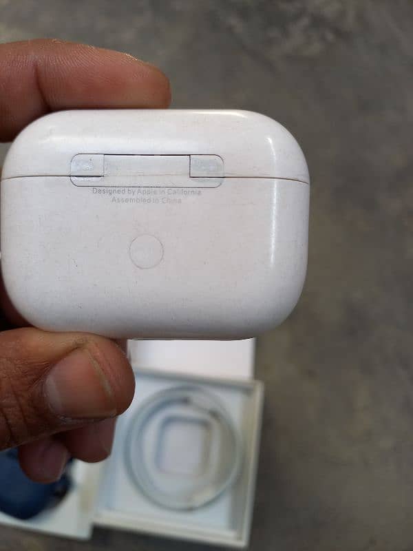 AirPods Pro. . Apple in California Made in China 2