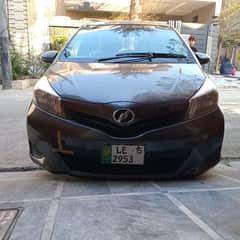 Toyota Vitz 2015