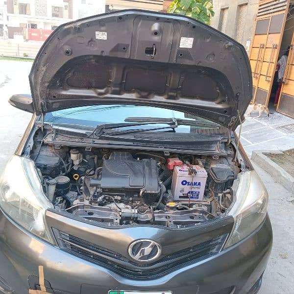 Toyota Vitz 2015 6