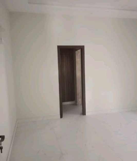 Centrally Located Flat In G-10 Markaz Is Available For sale 1