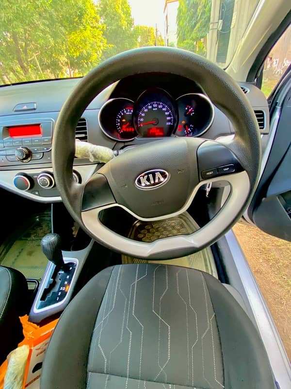 KIA Picanto 2022 15