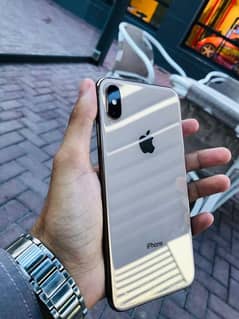 iPhone x r 256 GB my WhatsApp number 03250226756