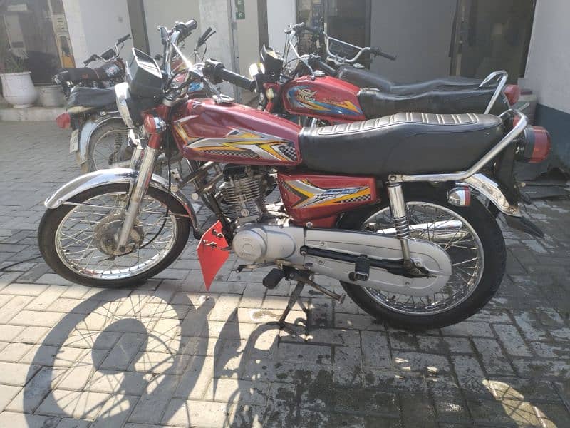 Honda 125 4