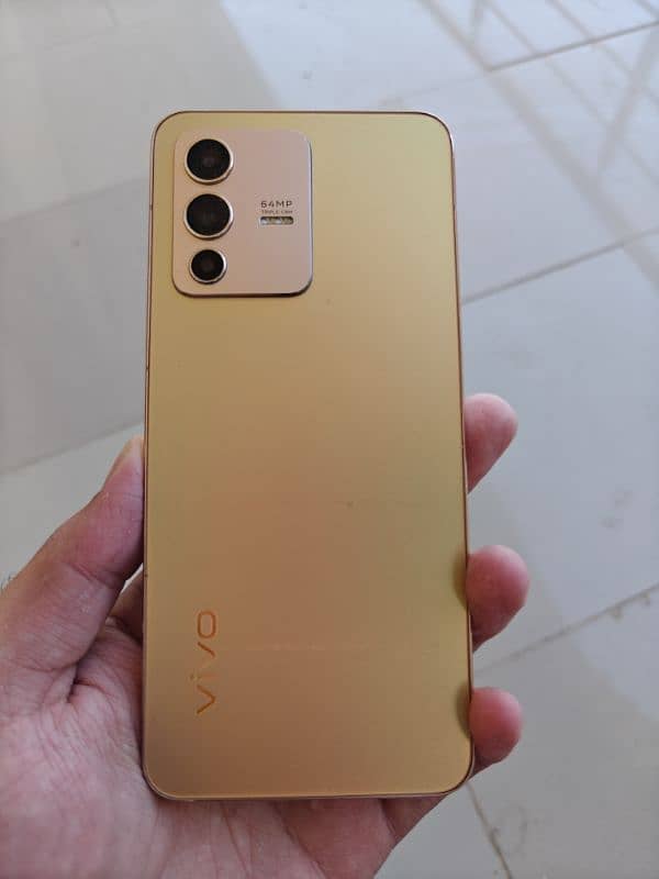 Vivo V23 5G ( Golden Color) 0