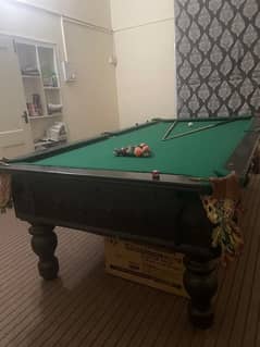 Snooker/Billiard table medium size