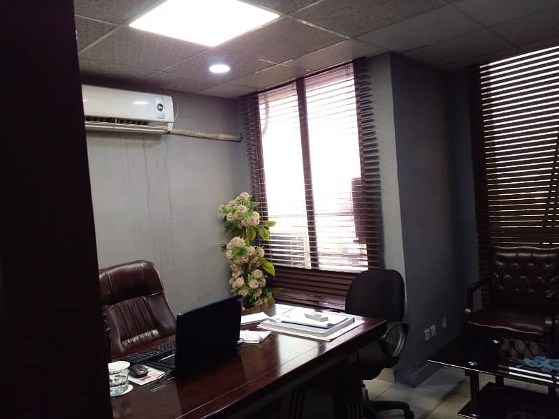 Prime Location 1300 Square Feet Building In Main Boulevard Gulberg Best Option 5