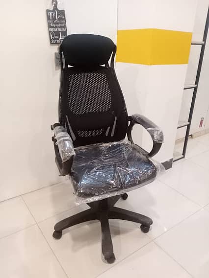 Executive Chair/Revolving Chair/Gamming Chair/Office Chairs 16