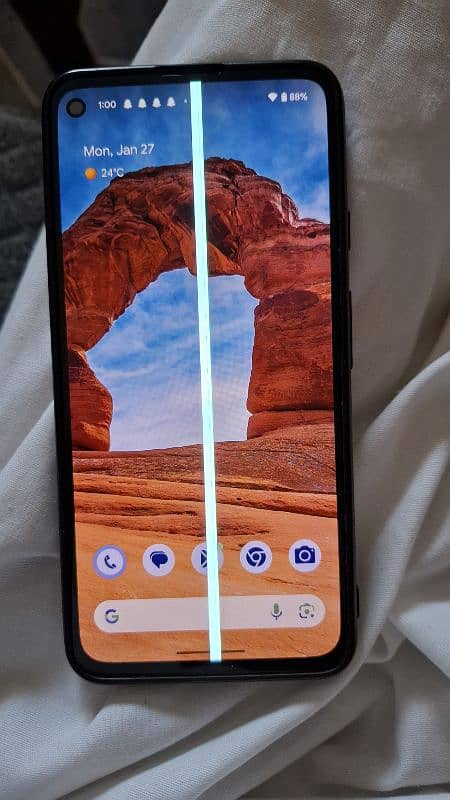 Google pixel 4a 5G Line on LCD 0