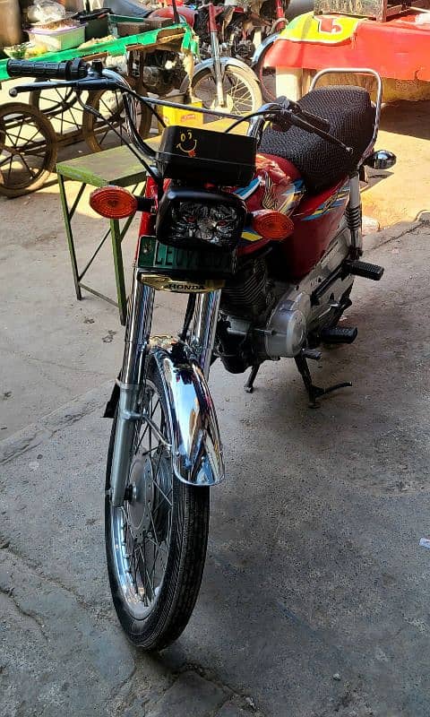 Honda 125 (0321 4342444) 4