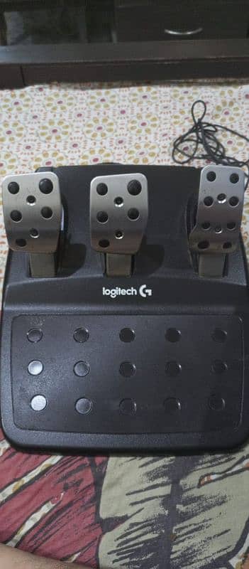 Logitech g29 for sale in brand new condition 1