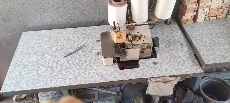 Kaaj Overlock Button machine (geniun) Model Kaaj 781 Juki 3