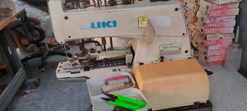 Kaaj Overlock Button machine (geniun) Model Kaaj 781 Juki 4