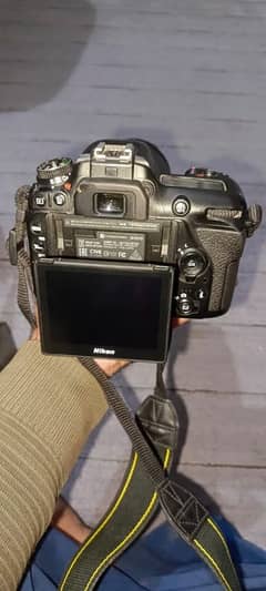 Nikon D7500 with 18-140 lense