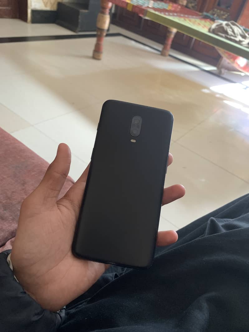 One Plus 6T approved dual Sim 10 x 10 condition 0