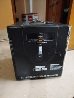 TITAN AVR STABILIZER VR-G8000