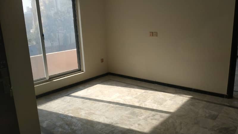 2bed non furnitured appartment for Rent in Ph. 1 1