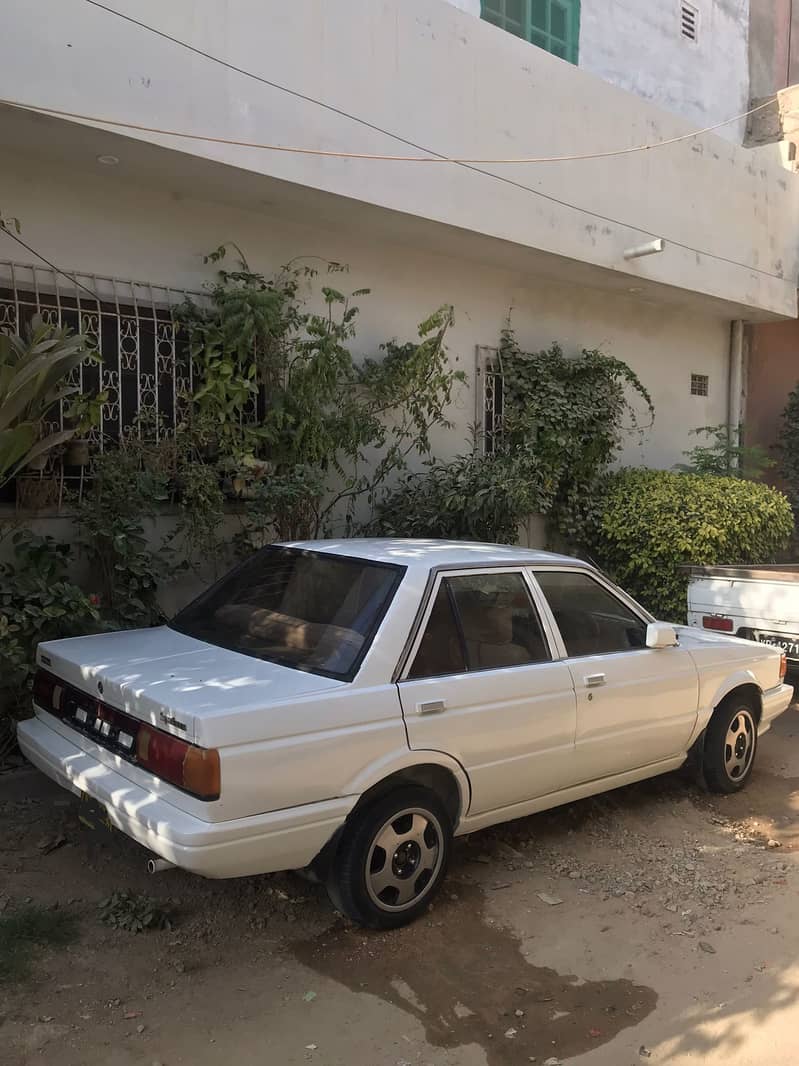 Nissan Sunny 1989 0