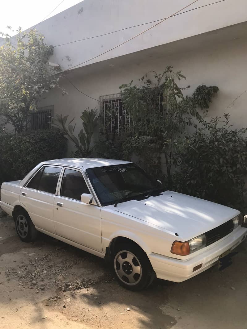 Nissan Sunny 1989 1