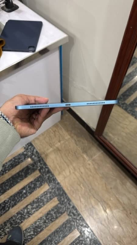 Ipad Air 5 ( 5th Generation ) 2