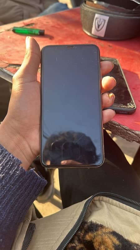 iPhone Xsmax Non PTA 2