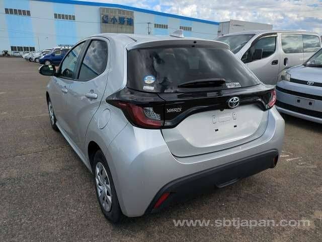 Toyota Yaris 2022 3