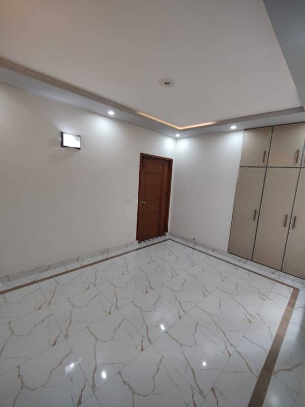 Like Brand New 5 Marla Upper Portion Available For Rent In BB Block Bahria Town Lahore 5