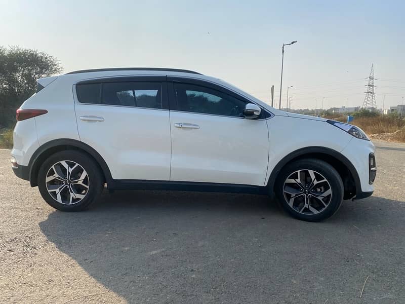 KIA Sportage 2022 4