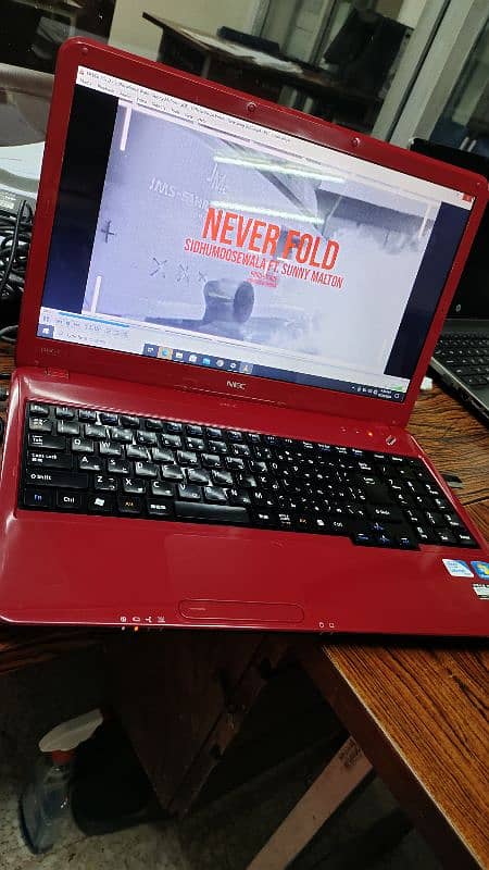 NEC japanese laptop i 5 1st generation 4gb ram 320 hard 3