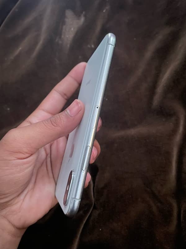 iphone XS ( waterpack ) ( factory unlocked ) 3