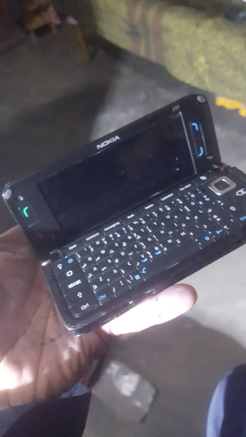 Nokia Symbian E90 communicate 4