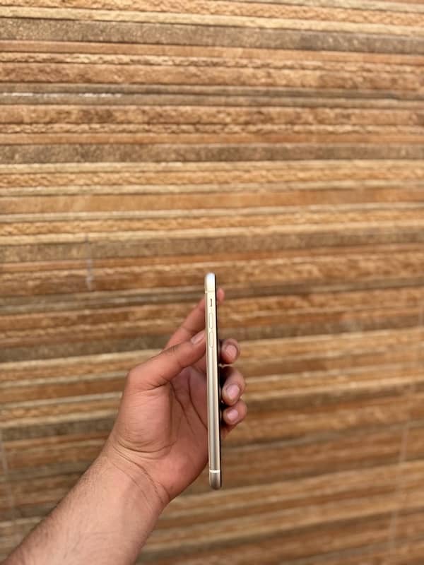 Iphone 11 128GB Dual Sim Pta Approved 3