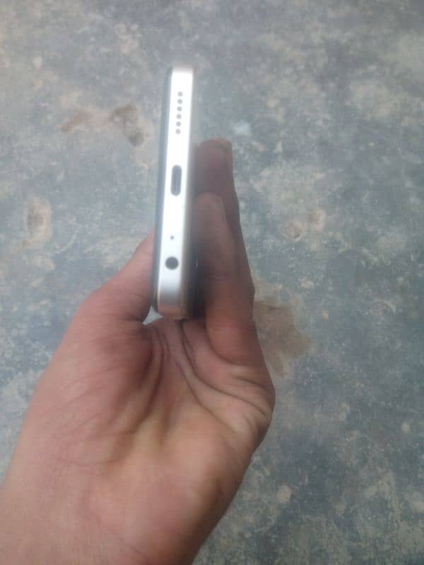 Infinix smart 8 10/10 condition 1