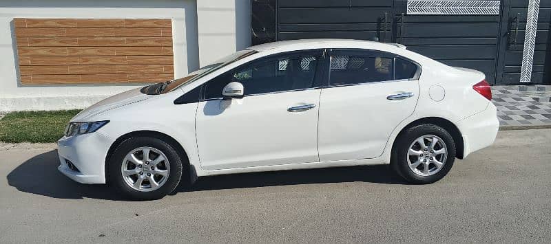 Honda Civic VTi 2013 5