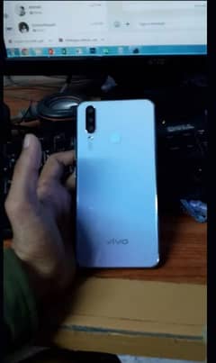 vivo y 17