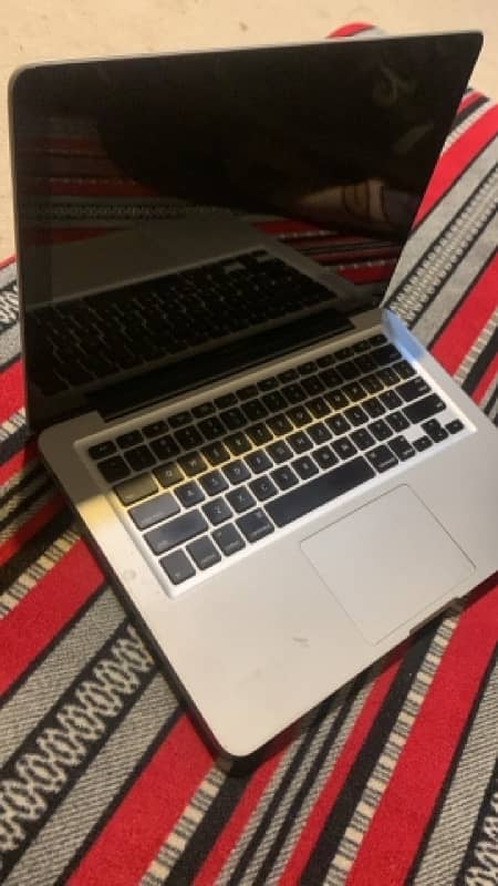 MacBook Pro 1