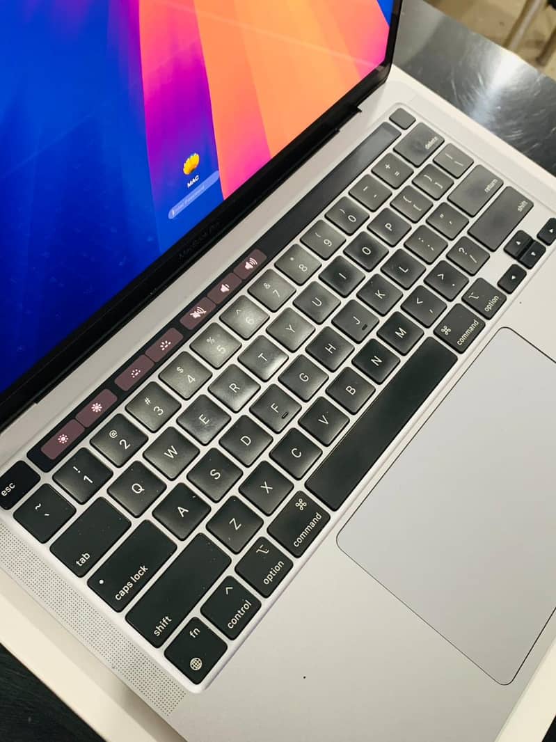 APPLE MACBOOK PRO M1 BRAND NEW CONDITION 9