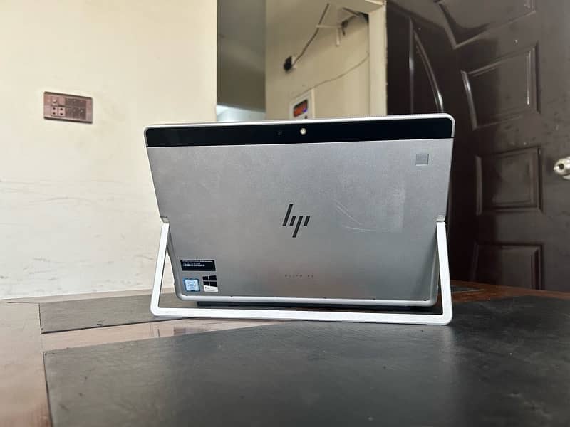 HP ELITE X2 7th gen 1