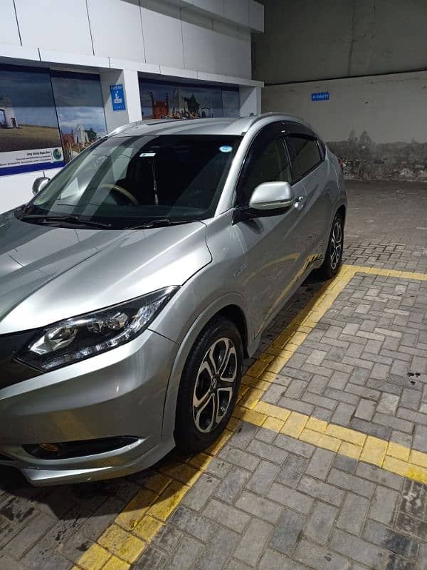 Honda Vezel 2015 3